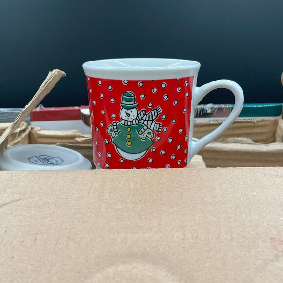 Gibson CHRISTMAS TREASURES 20pc Dinnerware Set OPEN BOX Service for 4 - Picture 7 of 10